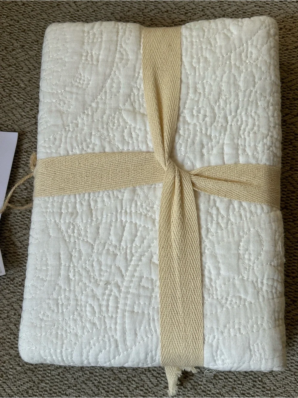 NWT Euro 100% Cotton Pillow Sham in White Quilted Design Stein Mart Shabby Chic